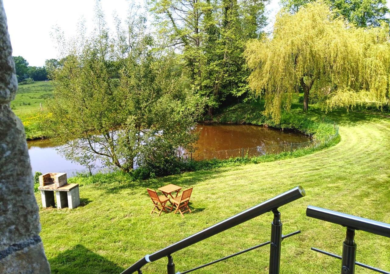 Bed & Breakfast Domaine La Synchronicite - Et D'hotes Saint-Sauveur-Villages