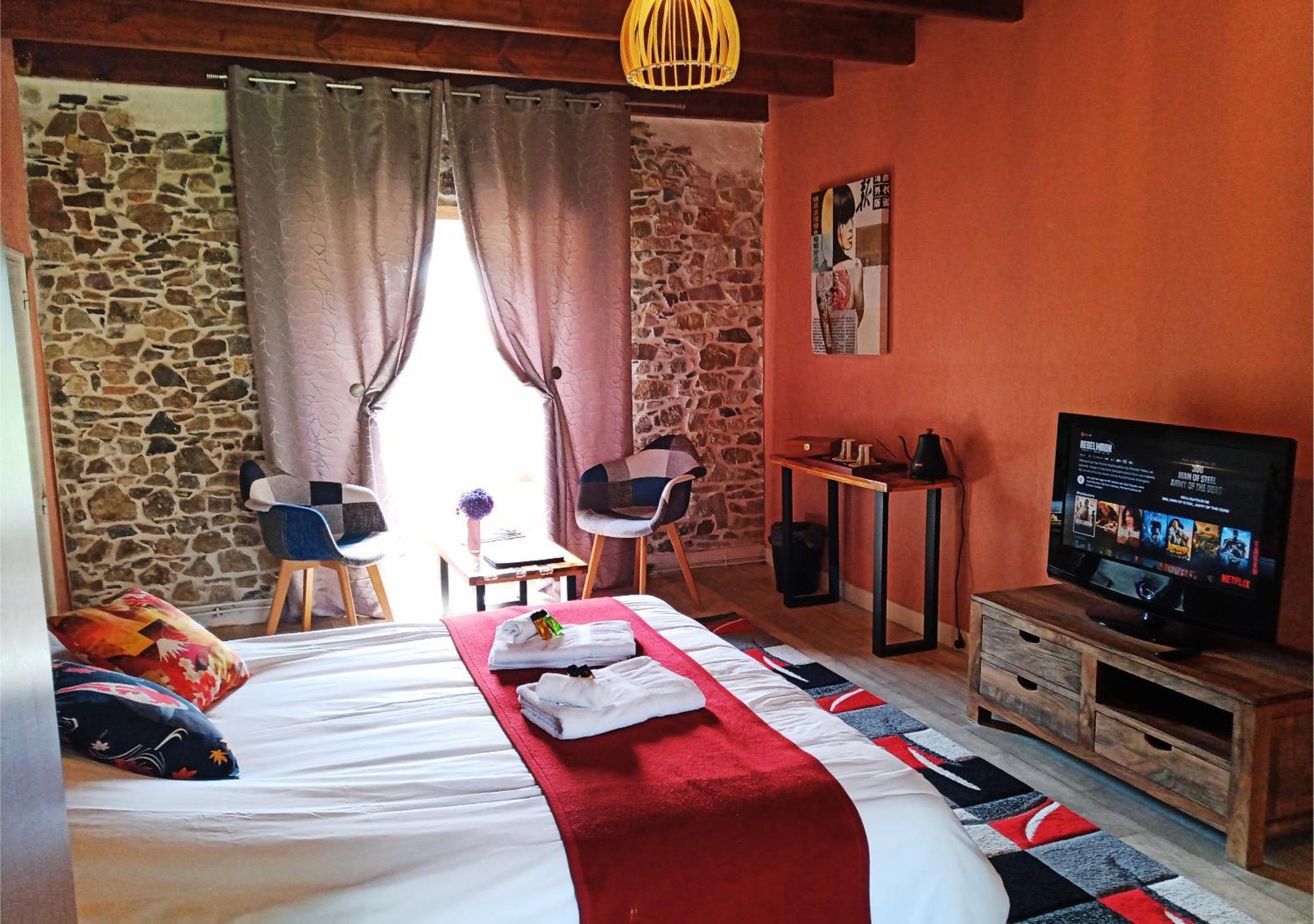 La Synchronicité - D'hôtes Bed & Breakfast Saint-Sauveur-Villages